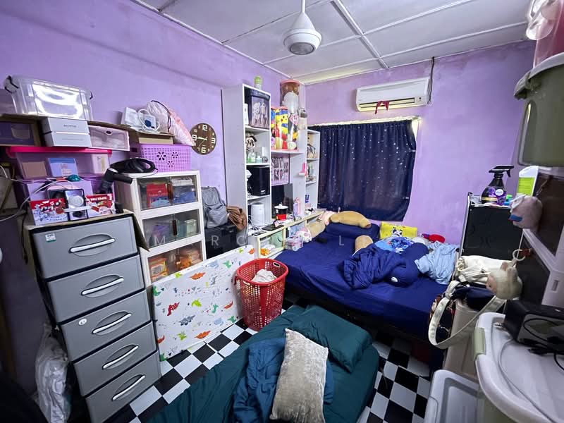 Rumah Teres 2 Tingkat untuk Dijual di Taman Bidara (Selayang) - Marcus Lee - Bedroom - PropertyGuru.com.my