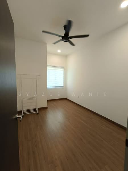 2-storey Terraced House for Sale in Dengkil (Selangor) - Syazue Wanie - Bedroom - PropertyGuru.com.my