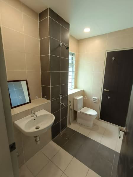 2-storey Terraced House for Sale in Dengkil (Selangor) - Syazue Wanie - Bathroom - PropertyGuru.com.my
