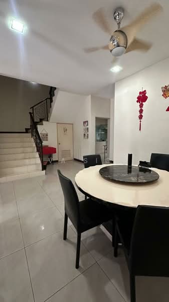 Rumah Teres 2 Tingkat untuk Dijual di Setia Tropika (Johor Bahru) - Eva Siow - Dining Room - PropertyGuru.com.my