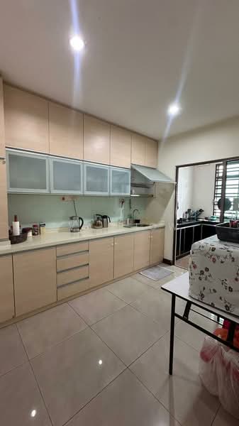 Rumah Teres 2 Tingkat untuk Dijual di Setia Tropika (Johor Bahru) - Eva Siow - Kitchen - PropertyGuru.com.my