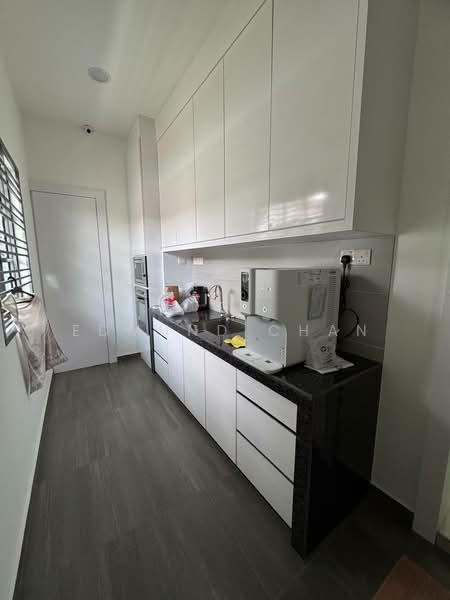 2-storey Terraced House for Sale in Batu Pahat (Johor) - Edmund Chan - Kitchen - PropertyGuru.com.my