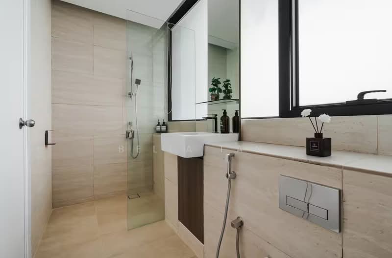 Servis Apartment untuk Dijual di The Straits View DUO - Bella Tan - Bathroom - PropertyGuru.com.my