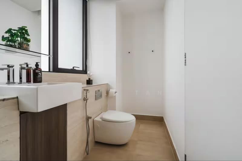 Servis Apartment untuk Dijual di The Straits View DUO - Bella Tan - Bathroom - PropertyGuru.com.my