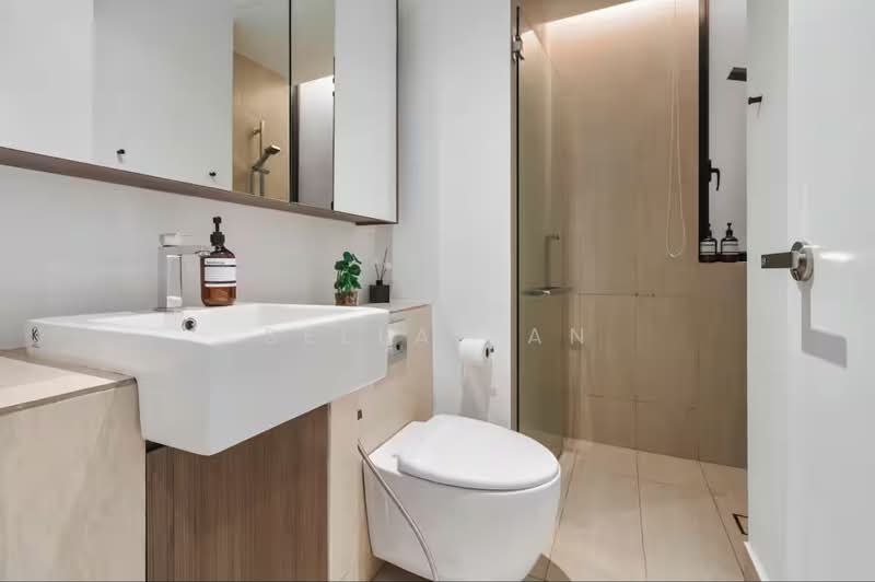 Servis Apartment untuk Dijual di The Straits View DUO - Bella Tan - Bathroom - PropertyGuru.com.my