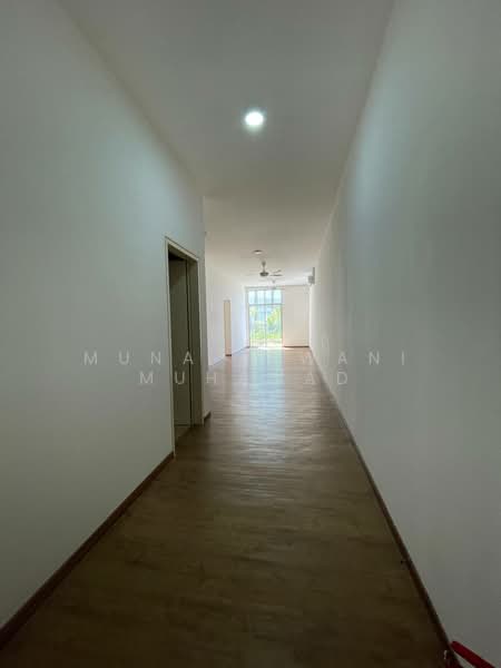 Condominium for Sale at Lakefront Homes - Muna Zawani Muhamad - Corridor - PropertyGuru.com.my