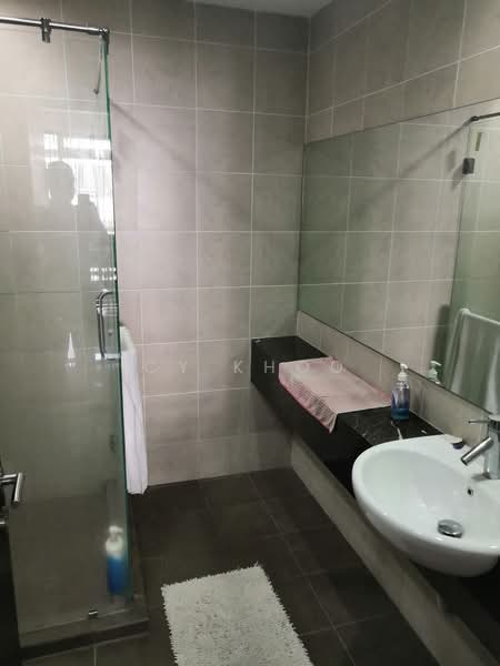 Servis Apartment untuk Dijual di One Residency - CY Khoo - Bathroom - PropertyGuru.com.my