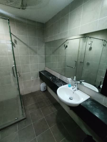 Servis Apartment untuk Dijual di One Residency - CY Khoo - Bathroom - PropertyGuru.com.my