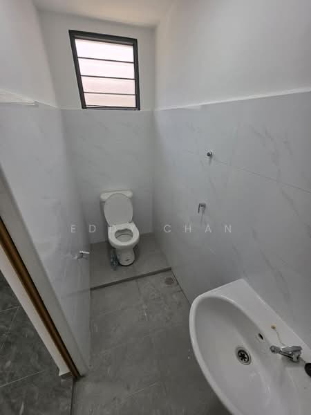 Terraced House for Sale in Taman Rinting (Masai) - Eddy Chan - Bathroom - PropertyGuru.com.my