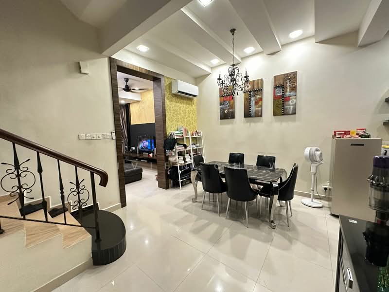3-storey Terraced House for Sale in Jelutong (Penang) - Vivien Chew - Living Room - PropertyGuru.com.my