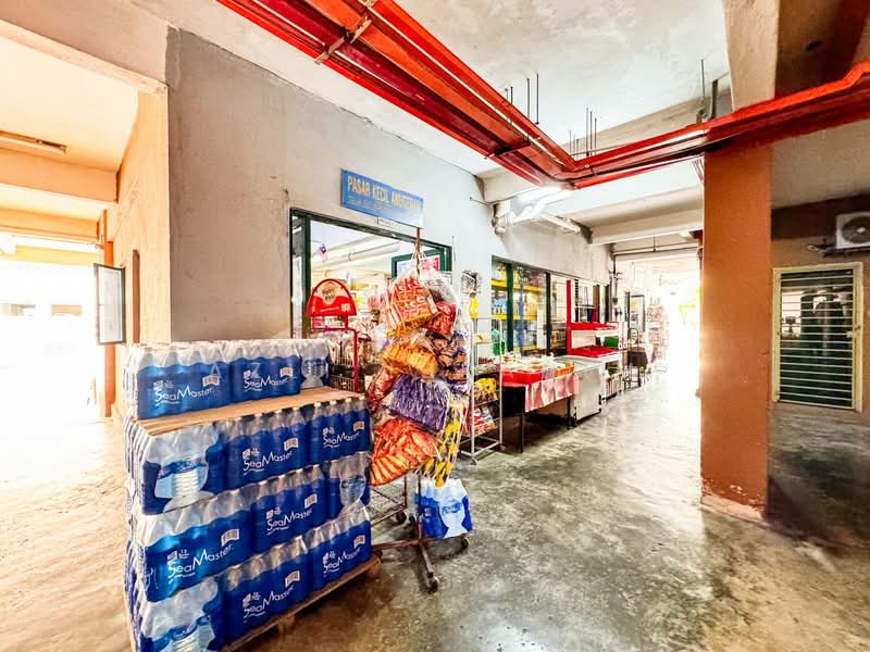 Pangsapuri untuk Dijual di Pangsapuri Permai Puteri - Azli Ibrahim - Exterior - PropertyGuru.com.my