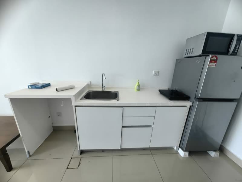 Servis Apartment untuk Dijual di Trefoil - Janice Tang - Kitchen - PropertyGuru.com.my
