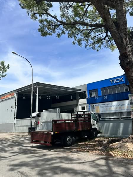 Kilang untuk Disewa di Taman Perindustrian Puchong (Puchong) - Veron Leong - Exterior - PropertyGuru.com.my