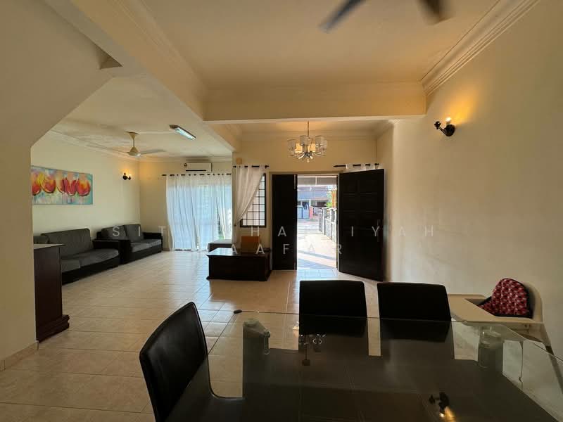 Rumah Teres 2 Tingkat untuk Dijual di Bukit Jelutong (Shah Alam) - SITI KHAIRIYAH JAAFAR - PropertyGuru.com.my