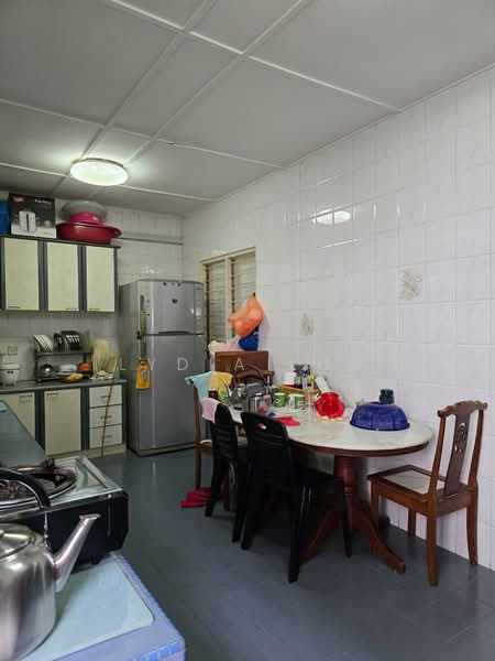 2-storey Terraced House for Sale in Usj 6 (Subang Jaya) - Lydia Loo - Kitchen - PropertyGuru.com.my