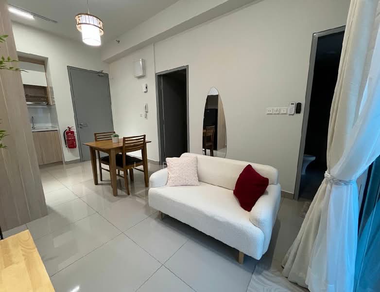 Servis Apartment untuk Disewa di 121 Residences - Jie Hoh - Living Room - PropertyGuru.com.my