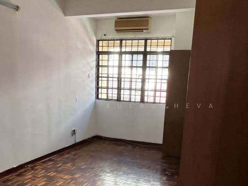 2.5-storey Terraced House for Sale in Petaling Jaya (Selangor) - Zarema Kulbuzheva - Interior - PropertyGuru.com.my