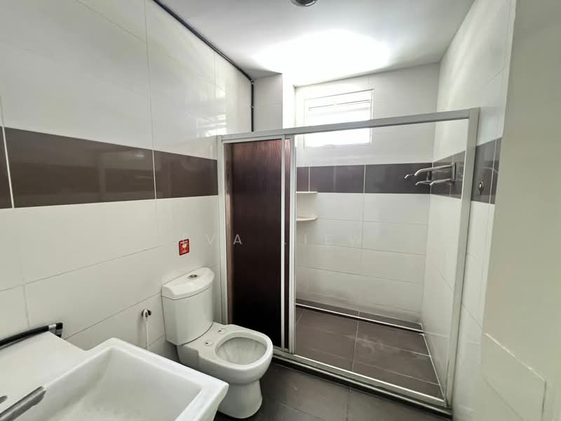 Rumah Teres 2 Tingkat untuk Disewa di Taman Goh Guan Ho (Ayer Itam) - Eva Liew - Bathroom - PropertyGuru.com.my