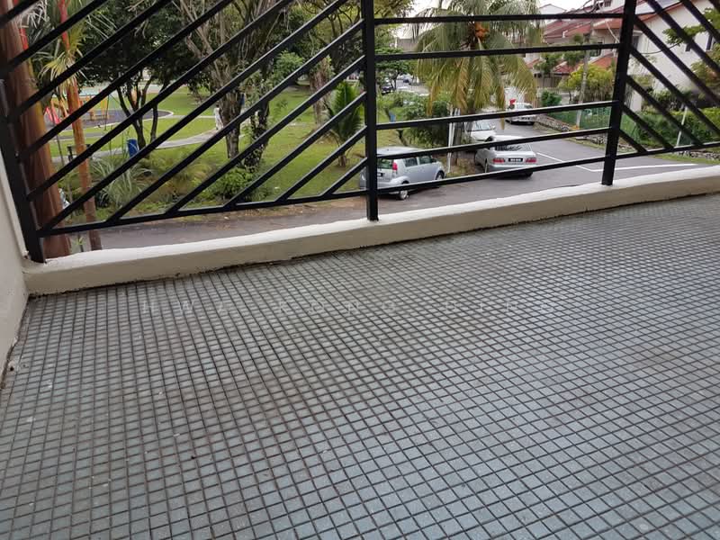 Rumah Teres 2 Tingkat untuk Disewa di Taman Megah (Petaling Jaya) - Hwa Kong Ding - Exterior - PropertyGuru.com.my