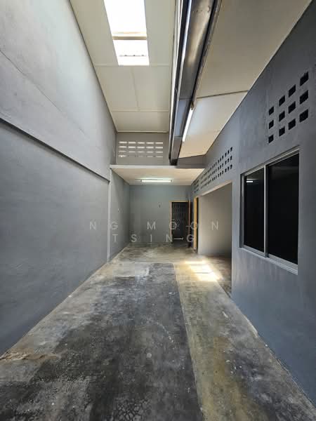 Shop for Rent in Kepong Baru (Kepong) - Ng Moon Tsing - Interior - PropertyGuru.com.my
