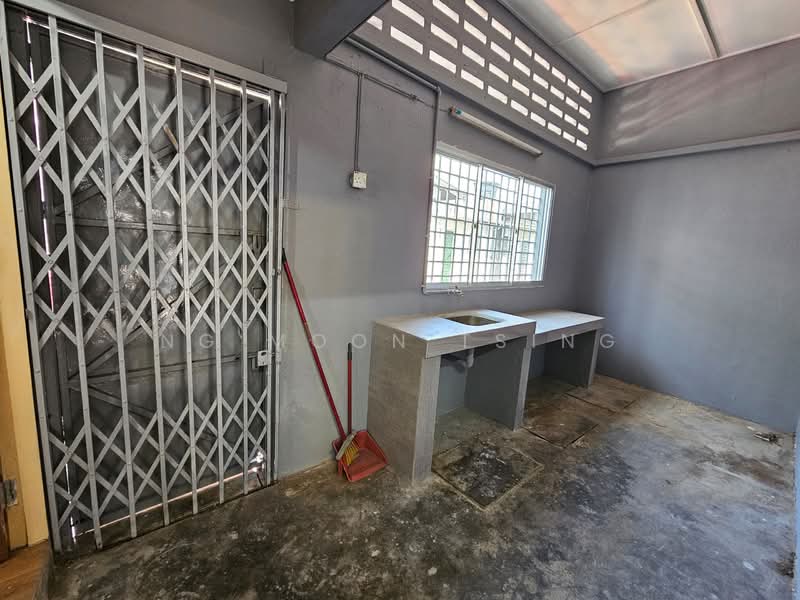Shop for Rent in Kepong Baru (Kepong) - Ng Moon Tsing - Interior - PropertyGuru.com.my