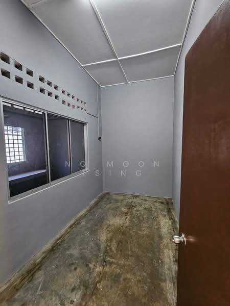 Shop for Rent in Kepong Baru (Kepong) - Ng Moon Tsing - Interior - PropertyGuru.com.my