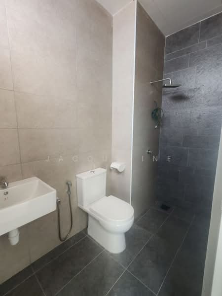 Condominium for Sale at The Paradigm Suites - Jacqueline Lim - Bathroom - PropertyGuru.com.my