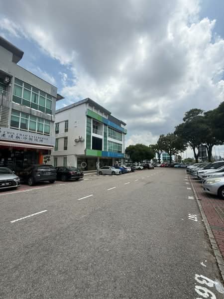 Shop / Office for Sale in Taman Molek (Johor Bahru) - Kok Hui - Exterior - PropertyGuru.com.my