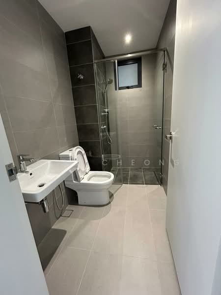 Service Residence for Rent at Sunway Belfield - Sean Cheong - Bathroom - PropertyGuru.com.my