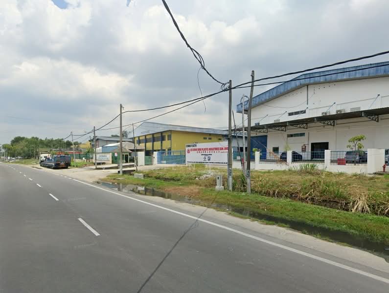 Detached Factory for Rent in Kampung Baru Subang (Sungai Buloh) - Vincent Lee - Exterior - PropertyGuru.com.my