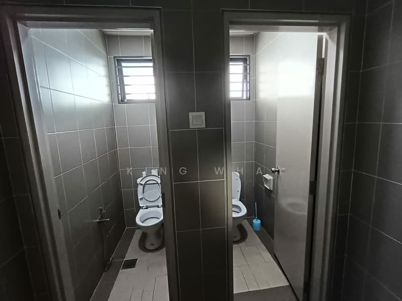Shop / Office for Sale in Taman Melawati (Ulu Kelang) - King Wha - Bathroom - PropertyGuru.com.my