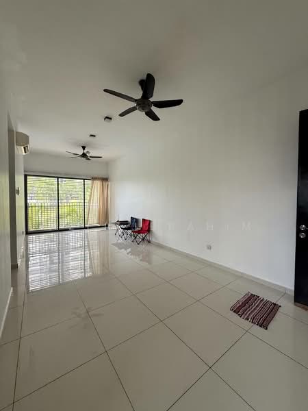 Service Residence for Sale at Seasons Garden Residences - Azli Ibrahim - Living Room - PropertyGuru.com.my