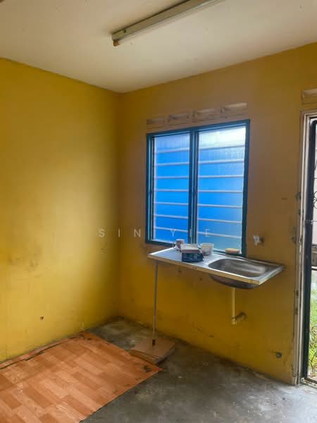 2-storey Terraced House for Sale in Taman Gunung Emas (Labis) - Sin Yie - Interior - PropertyGuru.com.my