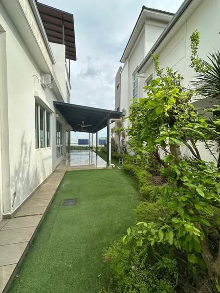 Rumah Banglo untuk Dijual di Senibong (Permas Jaya) - Kok Hui - Exterior - PropertyGuru.com.my