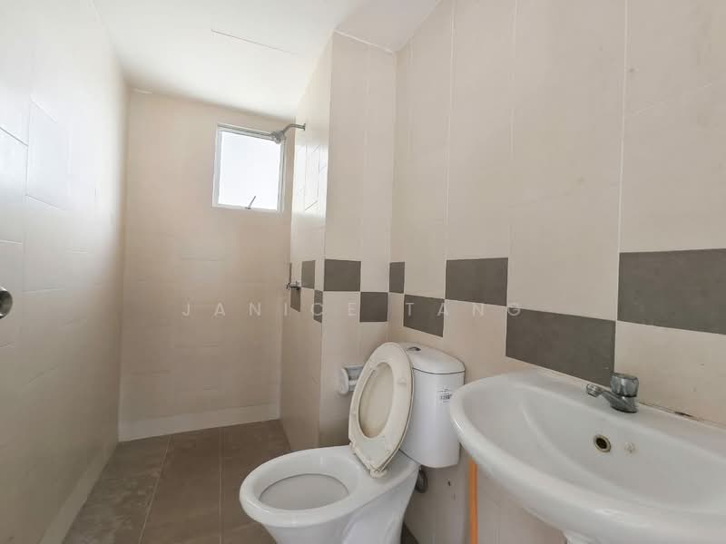 Apartment for Sale at Pangsapuri Seri Mutiara - Janice Tang - Bathroom - PropertyGuru.com.my