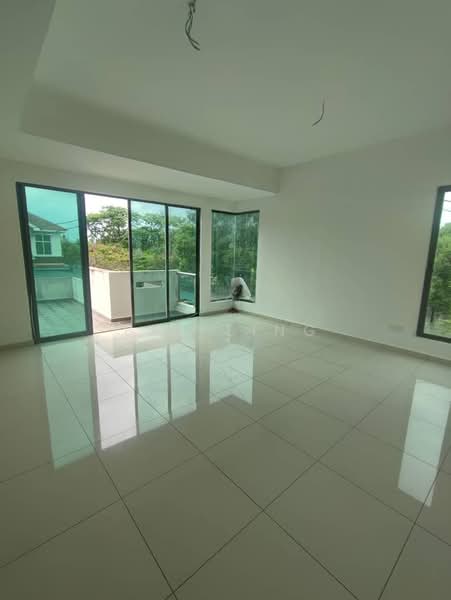 Bungalow for Sale in Taman Kerjasama (Bukit Mertajam) - Bee Ling - Balcony - PropertyGuru.com.my