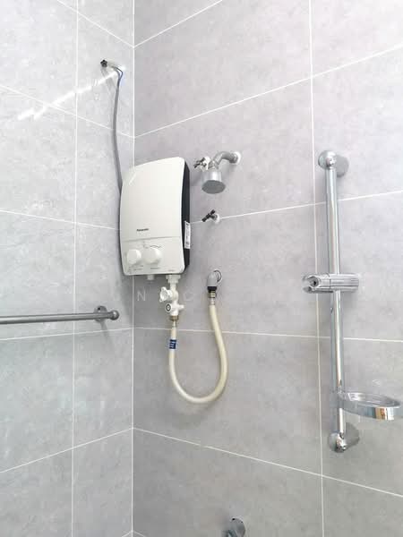 Rumah Teres untuk Dijual di Bukit Rahman Putra (Sungai Buloh) - Eunice Lai - Bathroom - PropertyGuru.com.my