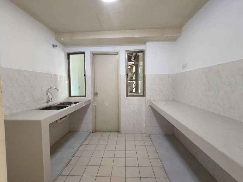 Apartment for Sale at Danga View Apartment - Alan Tham - Kitchen - PropertyGuru.com.my