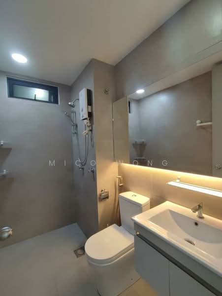 Servis Apartment untuk Disewa di KL Traders Square - Mico Wong - Bathroom - PropertyGuru.com.my