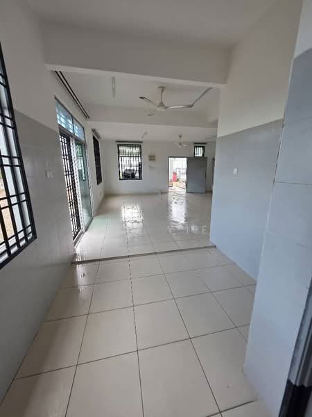 Bungalow for Sale in Taman Scientex Kulai (Sedenak) - Sin Yie - Interior - PropertyGuru.com.my