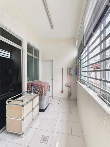 Rumah Teres 1.5 Tingkat untuk Disewa di Setia Eco Gardens (Gelang Patah) - Jacob Chua - Balcony - PropertyGuru.com.my