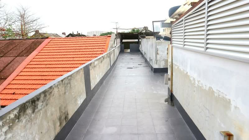 3-storey Terraced House for Sale in George Town (Penang) - Elaine Ooi - Roof - PropertyGuru.com.my