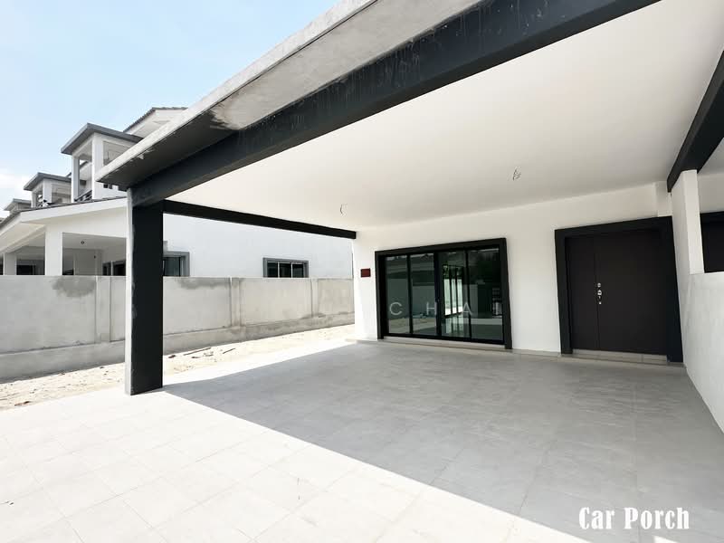 Rumah Teres 2 Tingkat untuk Dijual di Malim Nawar (Perak) - Kevin Chai - Car Porch - PropertyGuru.com.my