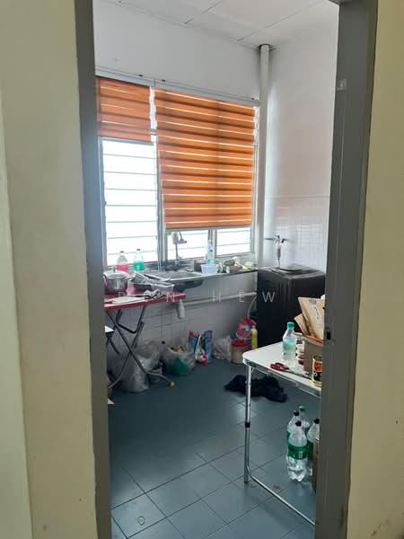 Rumah Flat untuk Dijual di Taman Bukit Jambul - Ben Hew - Kitchen - PropertyGuru.com.my