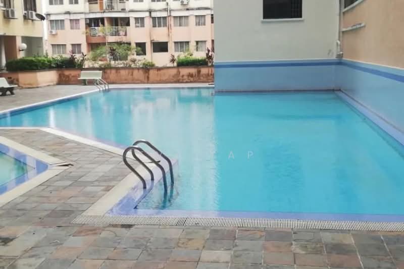 Apartment for Sale at Vista Saujana - Eva Yap - Pool - PropertyGuru.com.my