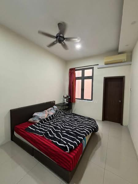 Cluster House for Sale in Taman Bukit Skudai (Skudai) - Kino Jaw - Bedroom - PropertyGuru.com.my