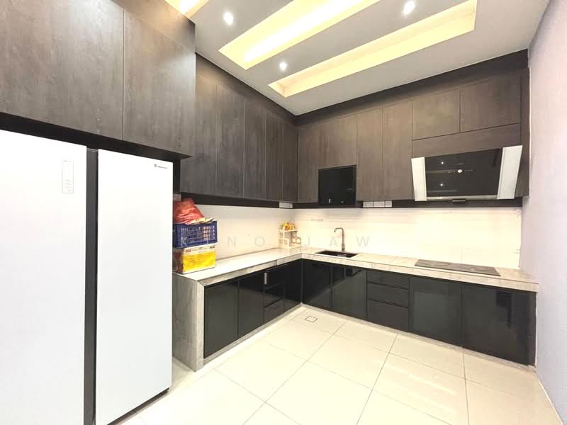 Cluster House for Sale in Taman Bukit Skudai (Skudai) - Kino Jaw - Kitchen - PropertyGuru.com.my