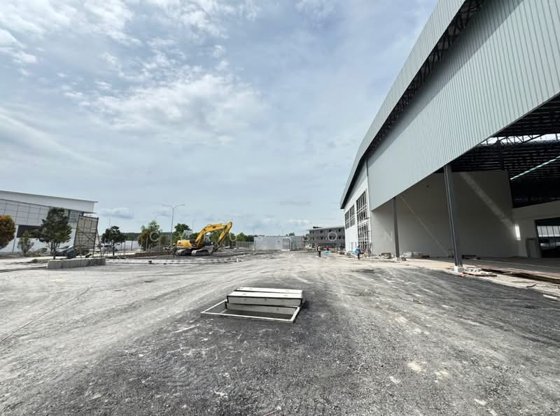 Detached Factory for Rent in Bandar Enstek (Negeri Sembilan) - Cyrus Soon - Exterior - PropertyGuru.com.my