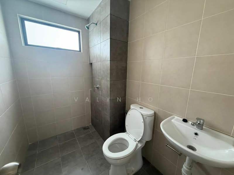 Condominium for Rent at Zahra Residensi - Valyn Ho - Bathroom - PropertyGuru.com.my