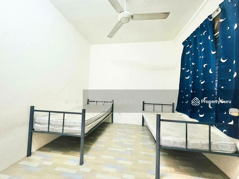 Apartment for Sale at Mentari Court - Bryan Yeoh - Bedroom - PropertyGuru.com.my